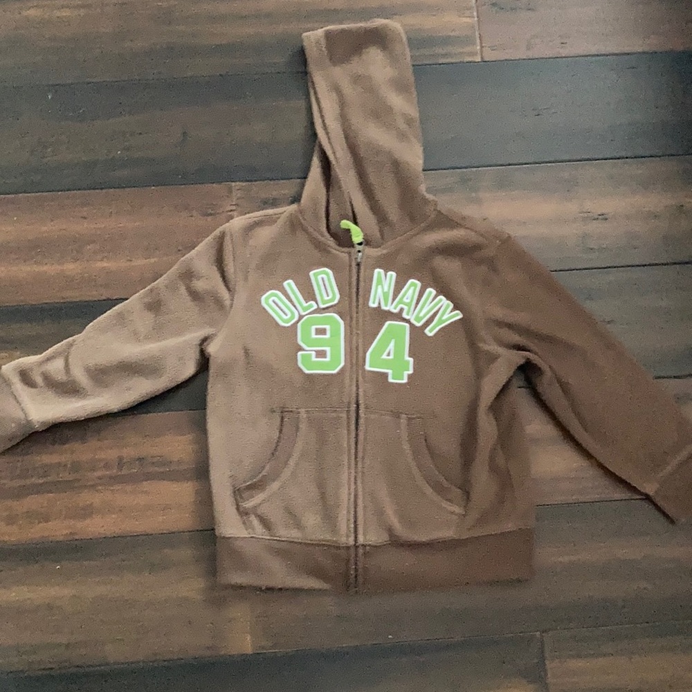I am selling a hoodie